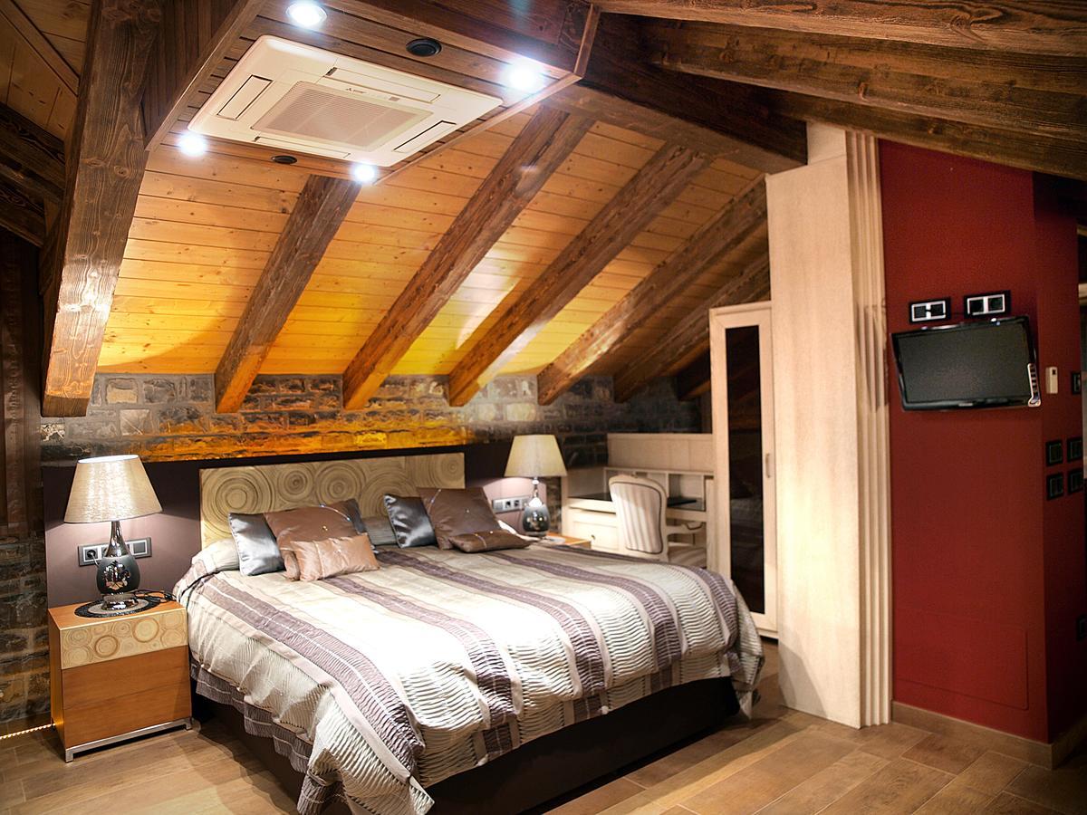 Aparta-Hotel Puertolas Escuer ภายนอก รูปภาพ