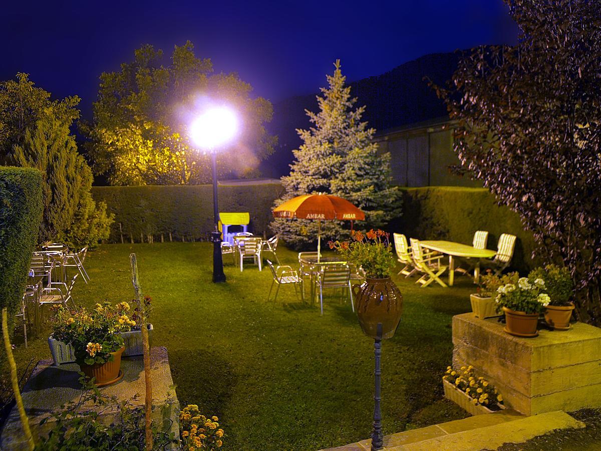 Aparta-Hotel Puertolas Escuer ภายนอก รูปภาพ