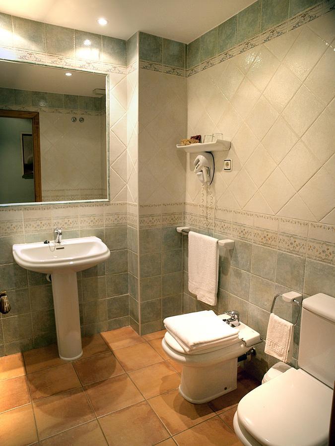 Aparta-Hotel Puertolas Escuer ห้อง รูปภาพ