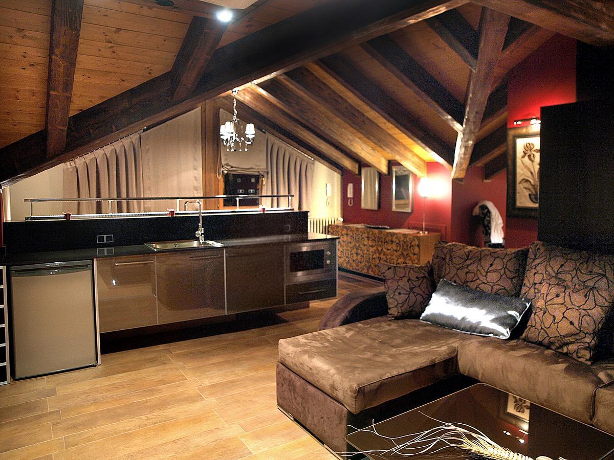 Aparta-Hotel Puertolas Escuer ภายนอก รูปภาพ