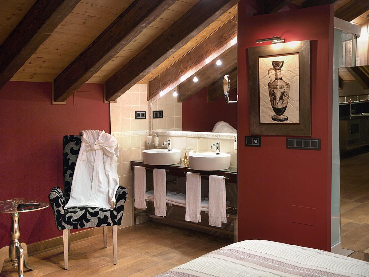 Aparta-Hotel Puertolas Escuer ภายนอก รูปภาพ
