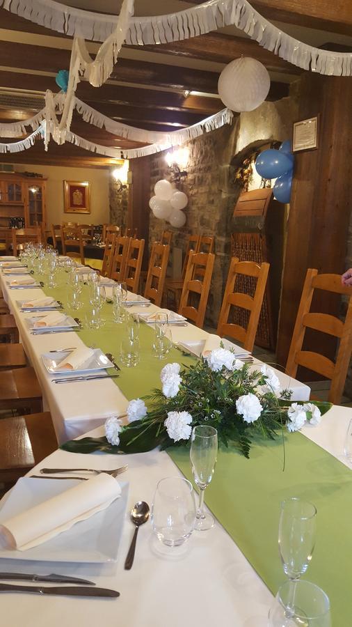 Aparta-Hotel Puertolas Escuer ภายนอก รูปภาพ