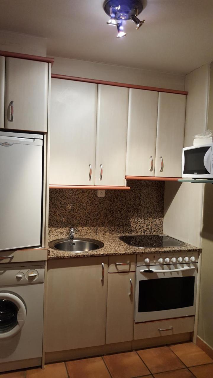 Aparta-Hotel Puertolas Escuer ภายนอก รูปภาพ